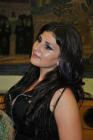 10633